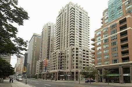 Front of Unit 1505, 909 Bay Street
