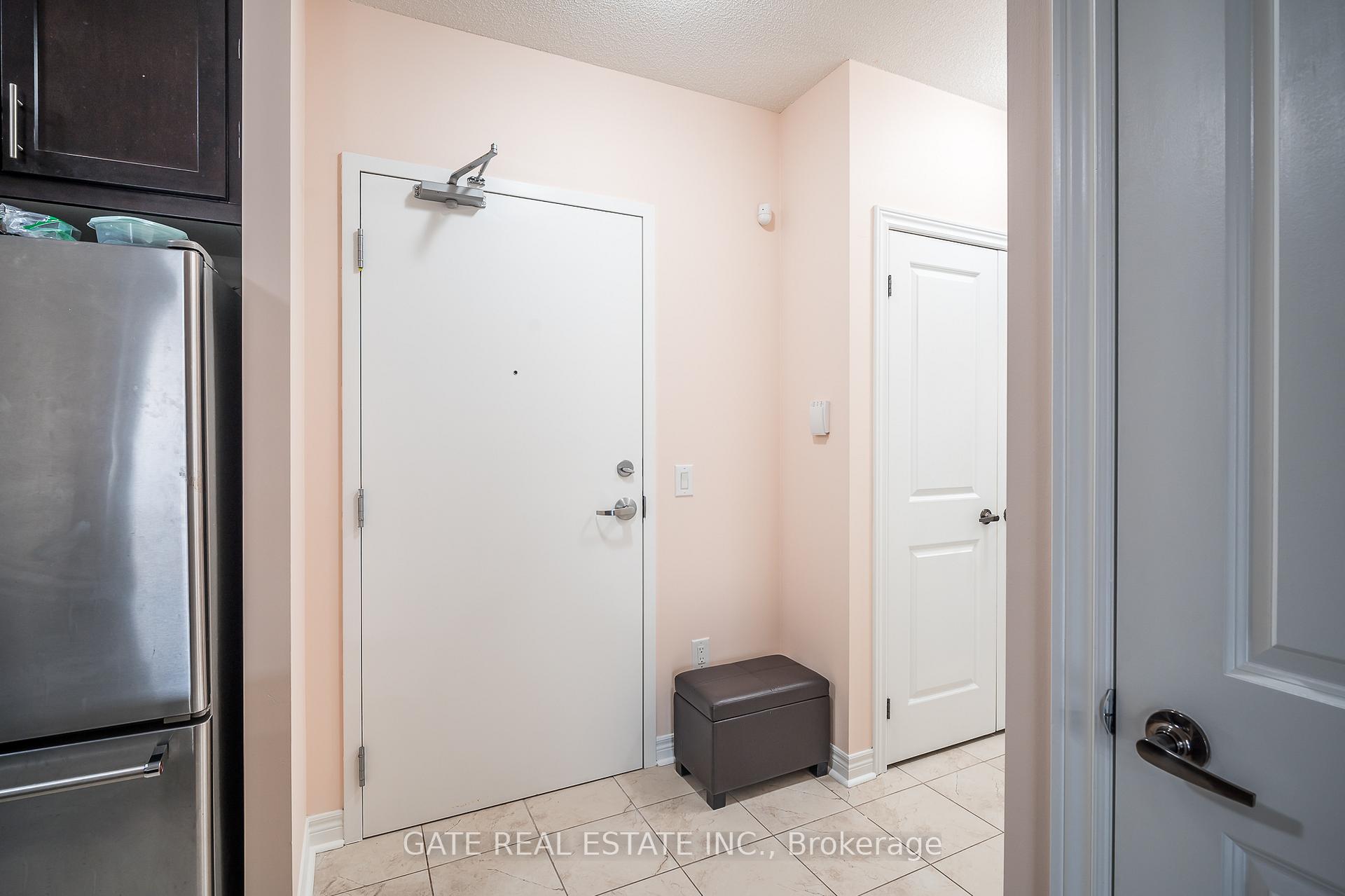Photo 5 of Unit 117, 39 New Delhi Drive, Markham, Cedarwood — HOMEH