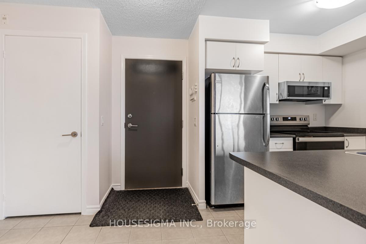 Photo 7 of Unit 1203, 35 Saranac Boulevard N, Toronto, Englemount-Lawrence — HOMEH