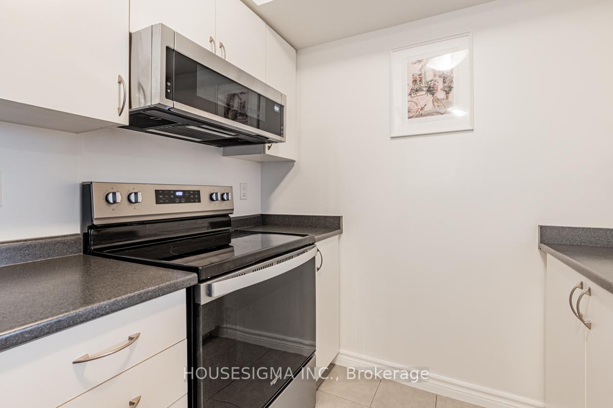 Photo 5 of Unit 1203, 35 Saranac Boulevard N, Toronto, Englemount-Lawrence — HOMEH