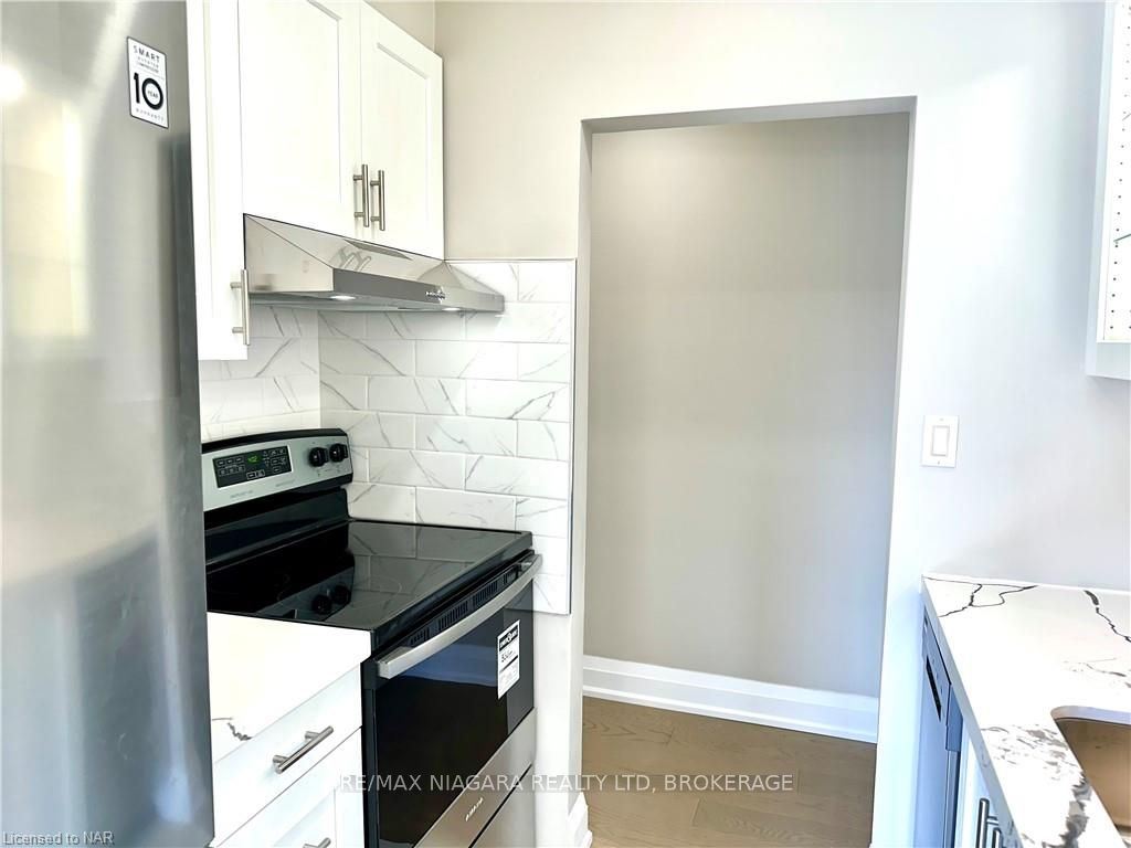 Photo 8 of Unit 6, 286 Vine Street, St. Catharines, Carlton/Bunting — HOMEH