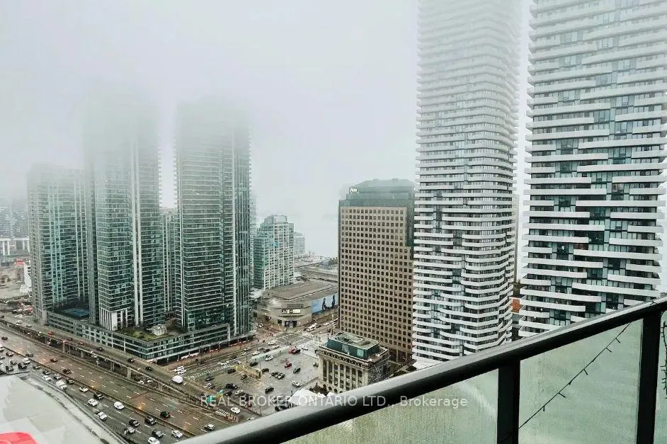 Photo 10 of Unit 2909, 65 Bremner Boulevard, Toronto, Waterfront Communities — HOMEH