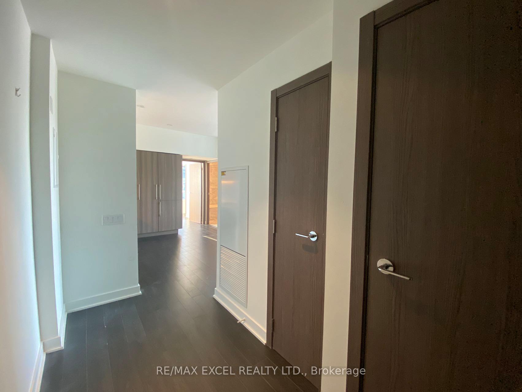 Photo 3 of Unit 3103, 19 Bathurst Street, Toronto, Waterfront Communities — HOMEH