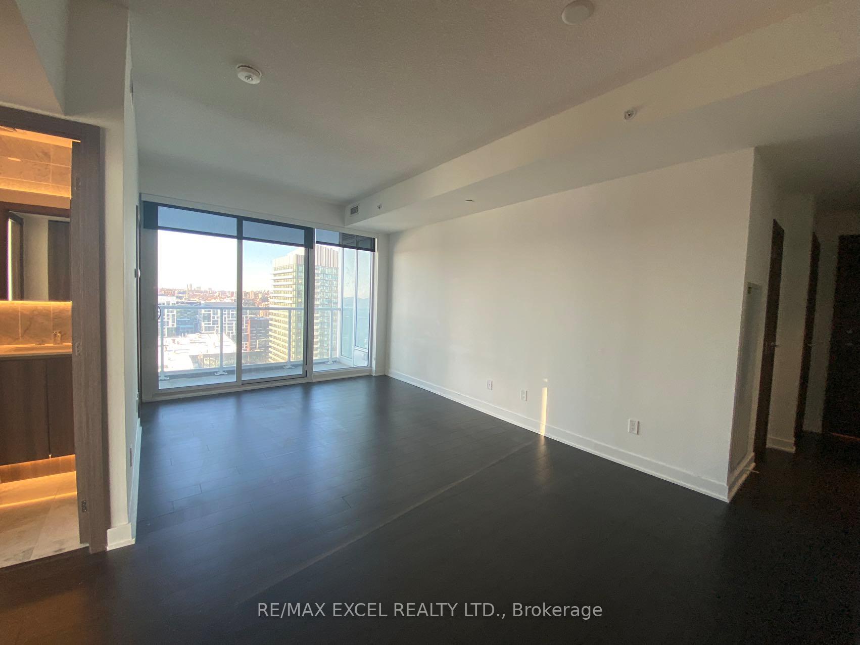 Photo 8 of Unit 3103, 19 Bathurst Street, Toronto, Waterfront Communities — HOMEH