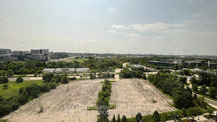 Photo 13 of Unit C1510, 38 Cedarland Drive Boulevard, Markham, Unionville — HOMEH