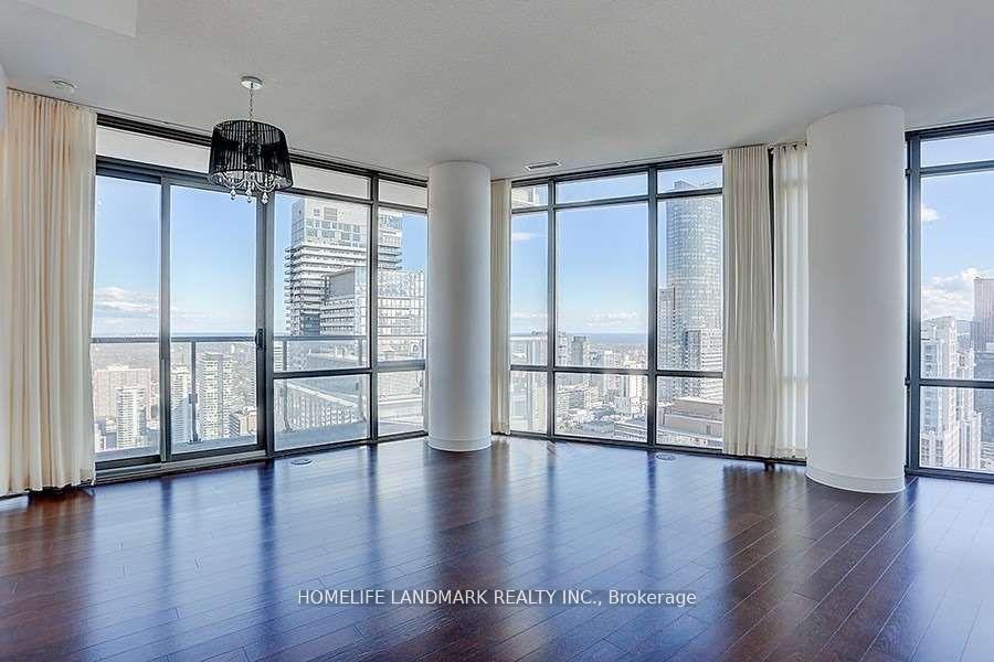 Photo 4 of Unit 4808, 832 Bay Street, Toronto, Bay Street Corridor — HOMEH