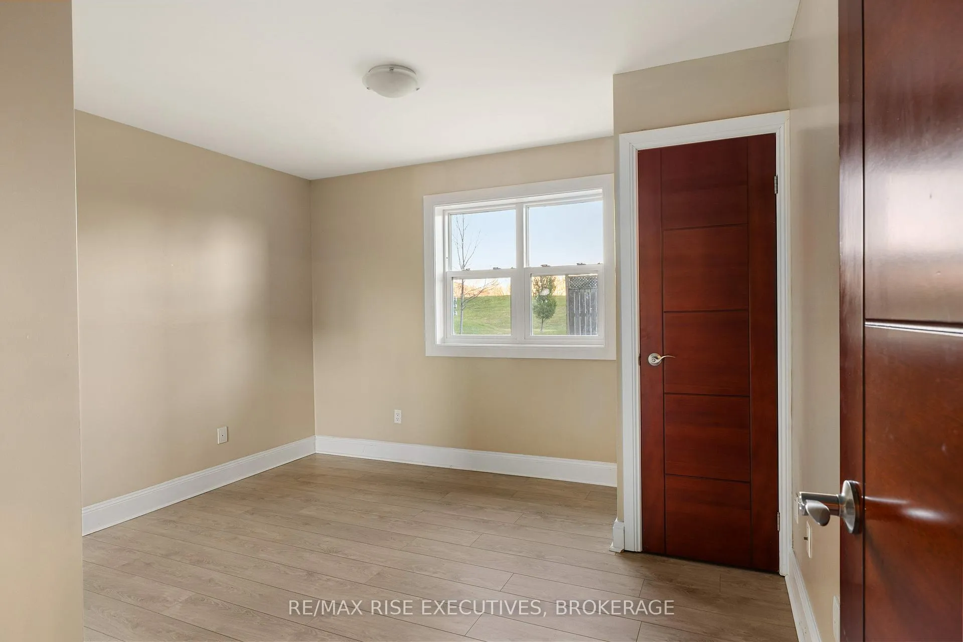 Photo 20 of Unit 405, 539 Armstrong Road, Kingston, East Gardiners Rd — HOMEH