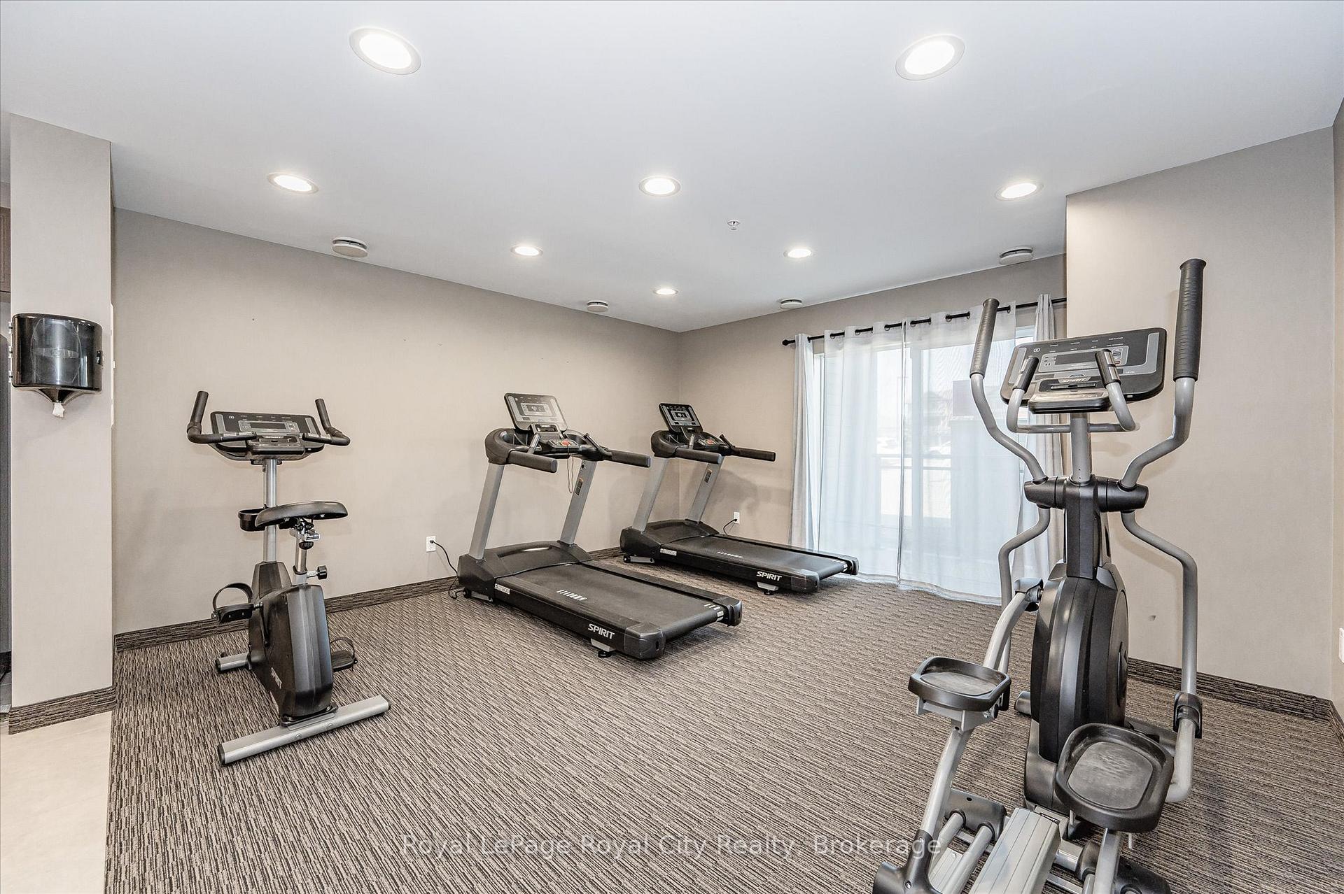 Photo 32 of Unit 301, 17 Kay Crescent, Guelph, Pineridge/Westminster Woods — HOMEH