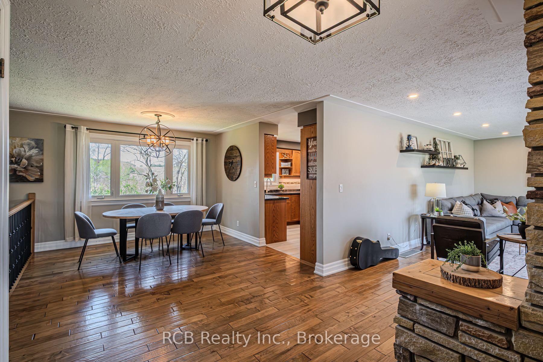 Photo 4 of 253 Highway No 5, Brant, Brantford Twp — HOMEH