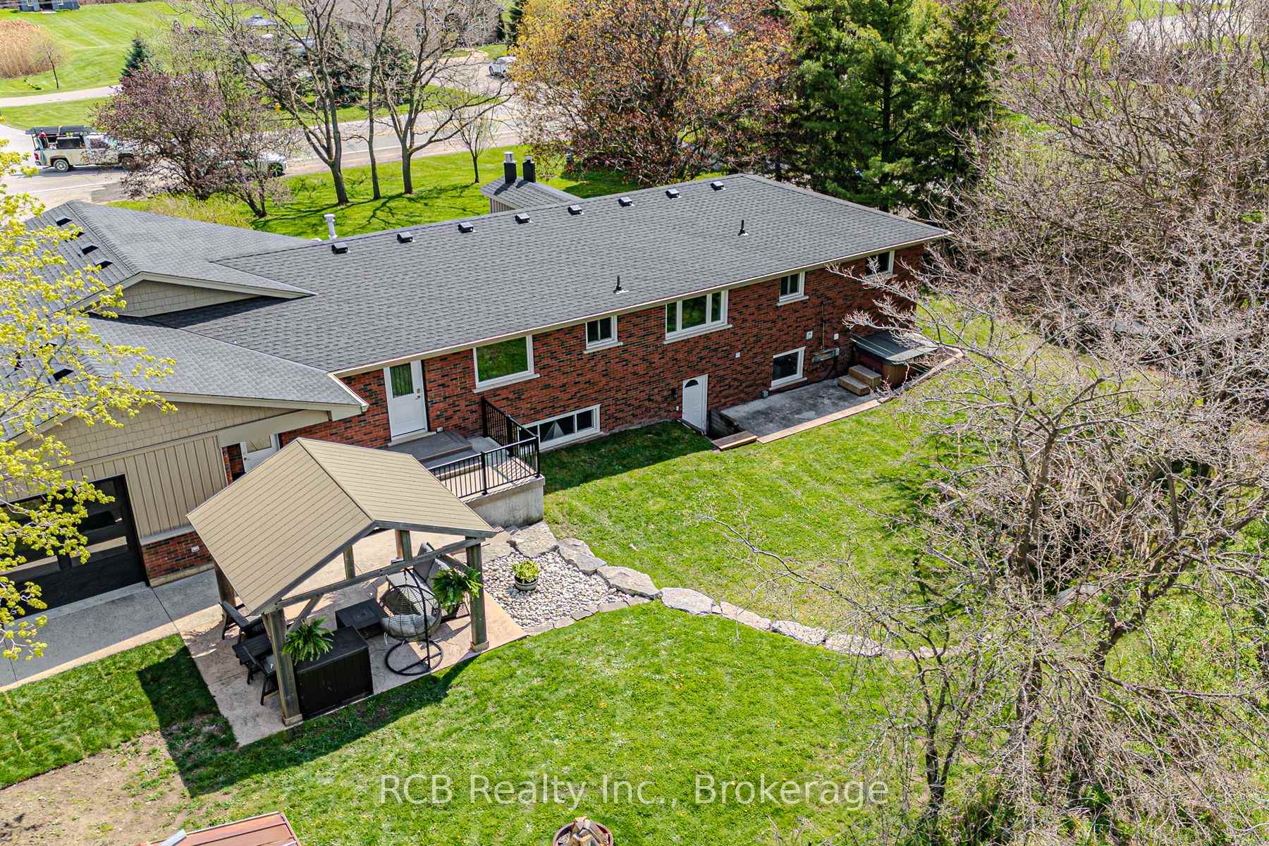 Photo 43 of 253 Highway No 5, Brant, Brantford Twp — HOMEH