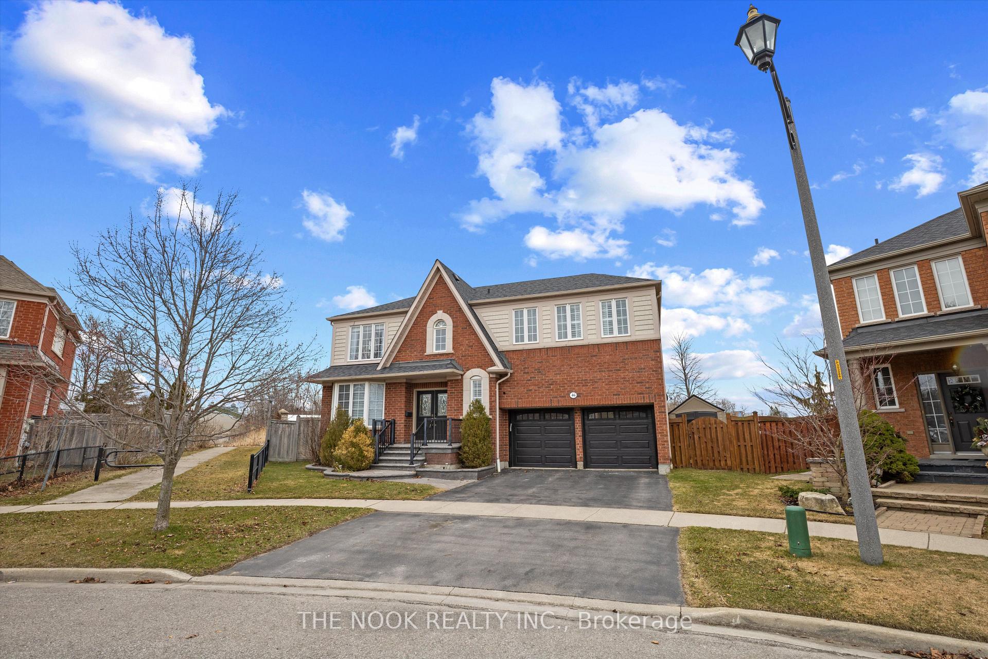 Photo 3 of 46 Peacock Crescent, Ajax, Northwest Ajax — HOMEH