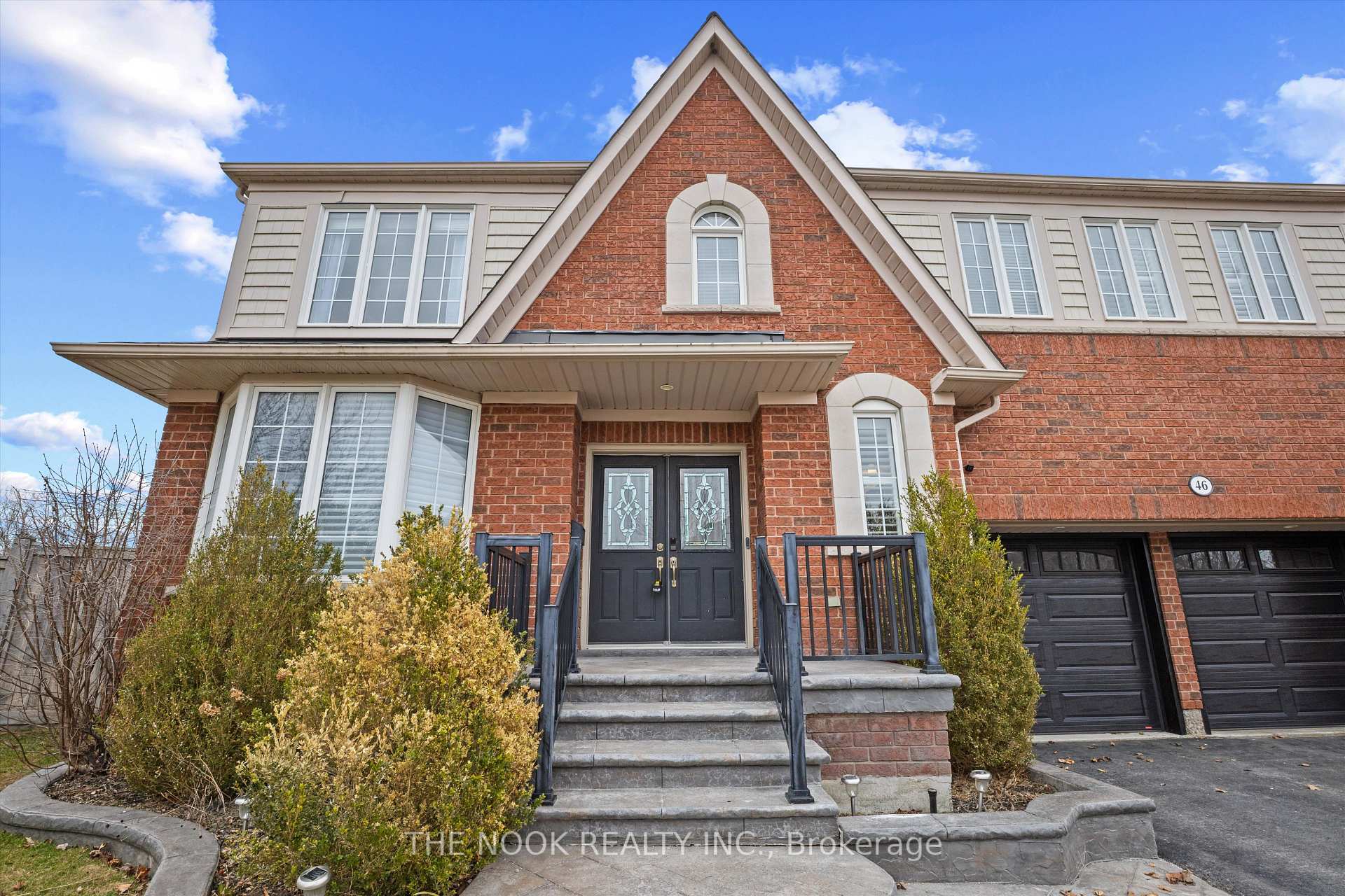 Photo 7 of 46 Peacock Crescent, Ajax, Northwest Ajax — HOMEH