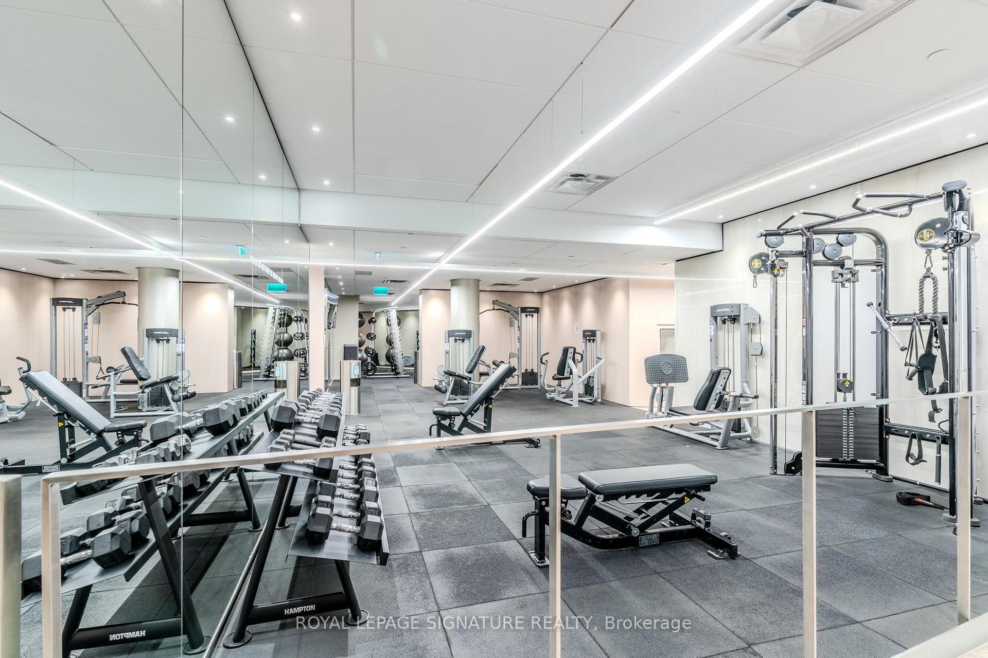 Photo 6 of Unit 704, 1001 Bay Street, Toronto, Bay Street Corridor — HOMEH