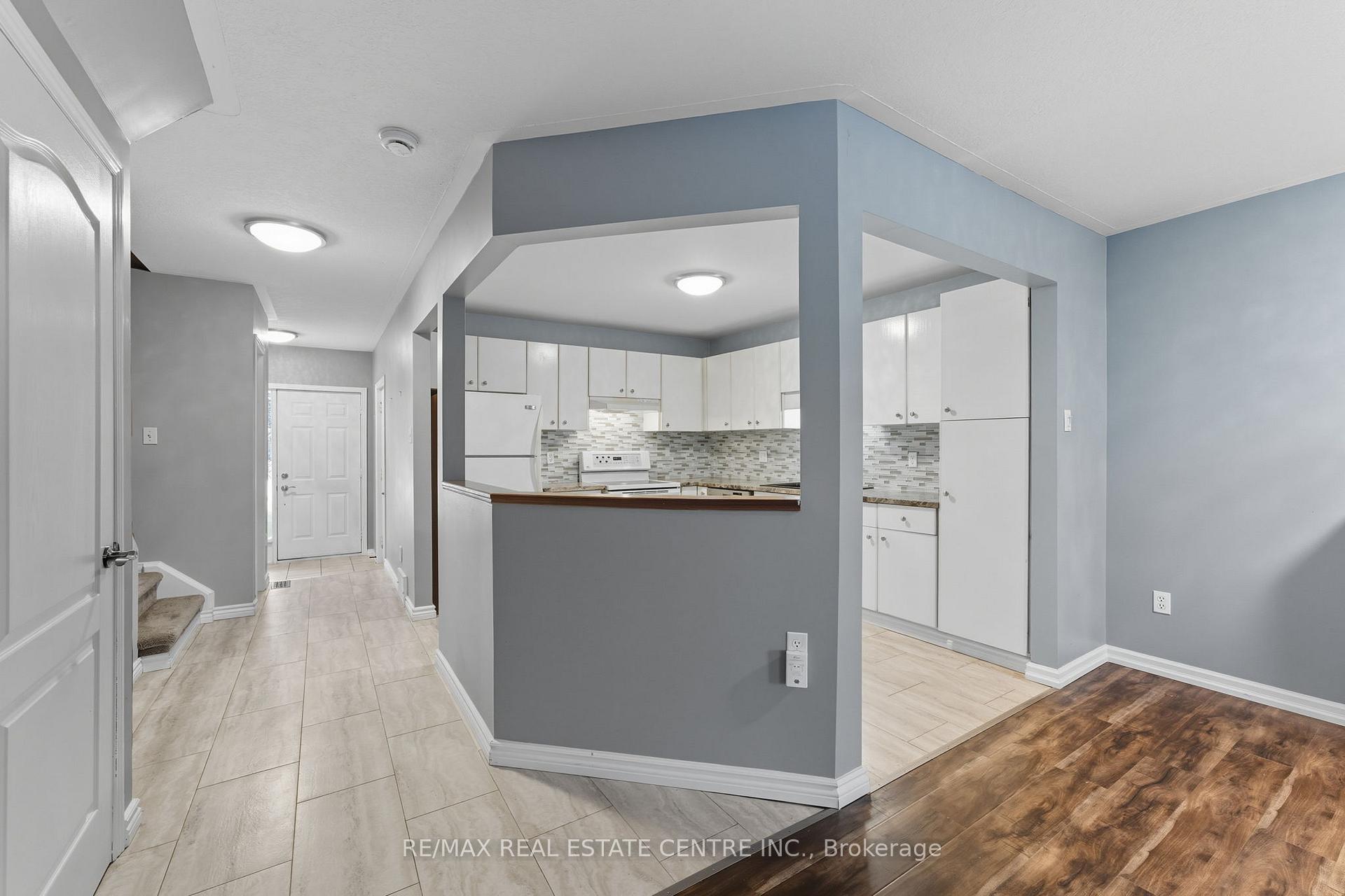 Photo 9 of 713 Champlain Boulevard, Cambridge — HOMEH
