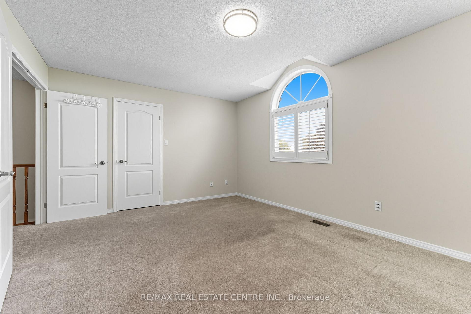 Photo 19 of 713 Champlain Boulevard, Cambridge — HOMEH