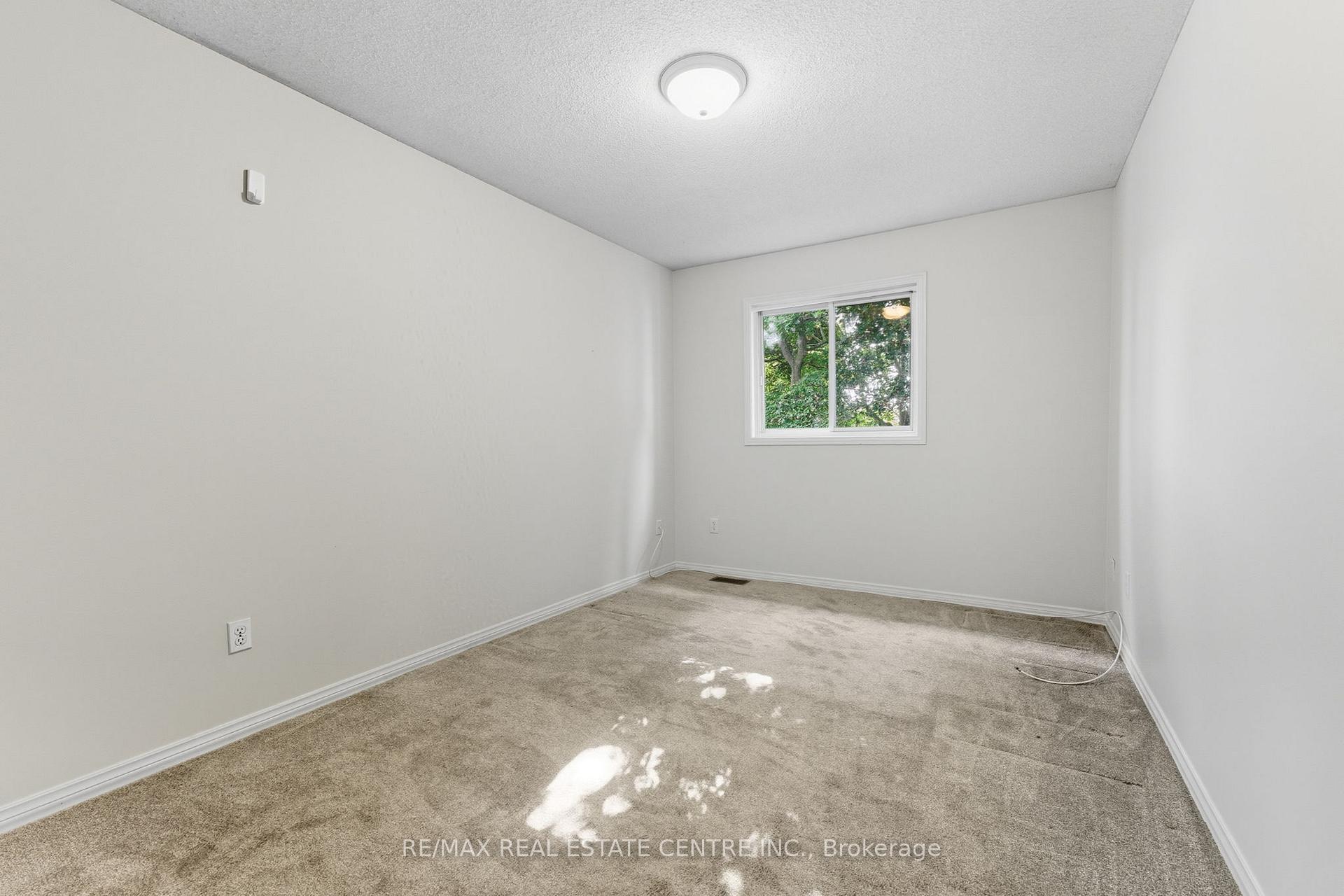 Photo 21 of 713 Champlain Boulevard, Cambridge — HOMEH