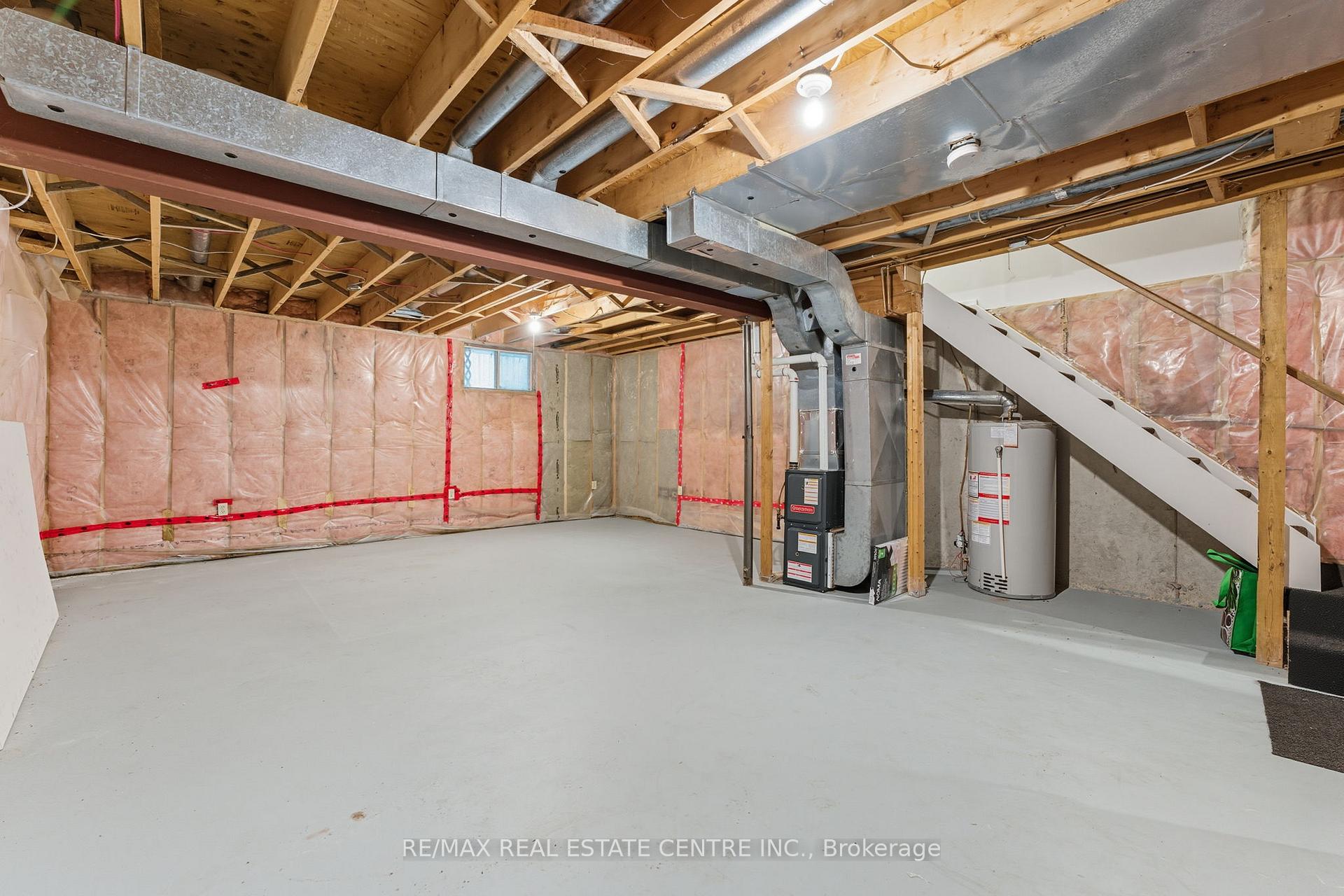 Photo 22 of 713 Champlain Boulevard, Cambridge — HOMEH