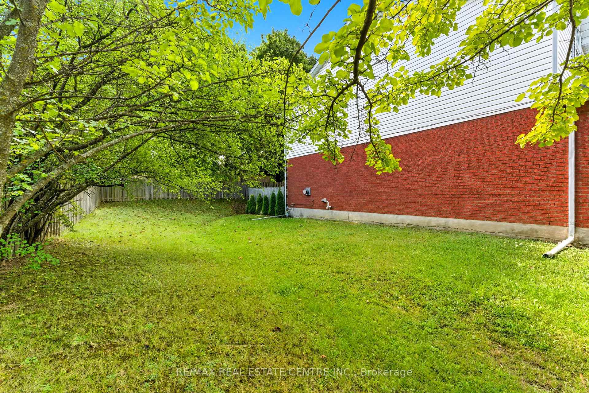 Photo 28 of 713 Champlain Boulevard, Cambridge — HOMEH