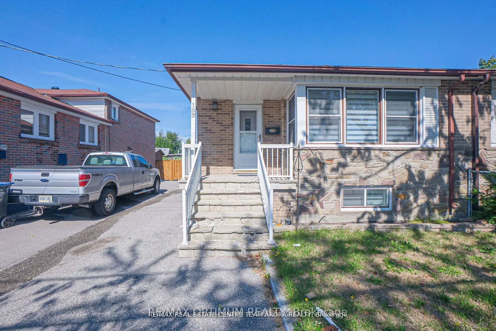 Photo 2 of 152 Vodden Street E, Brampton, Brampton North — HOMEH