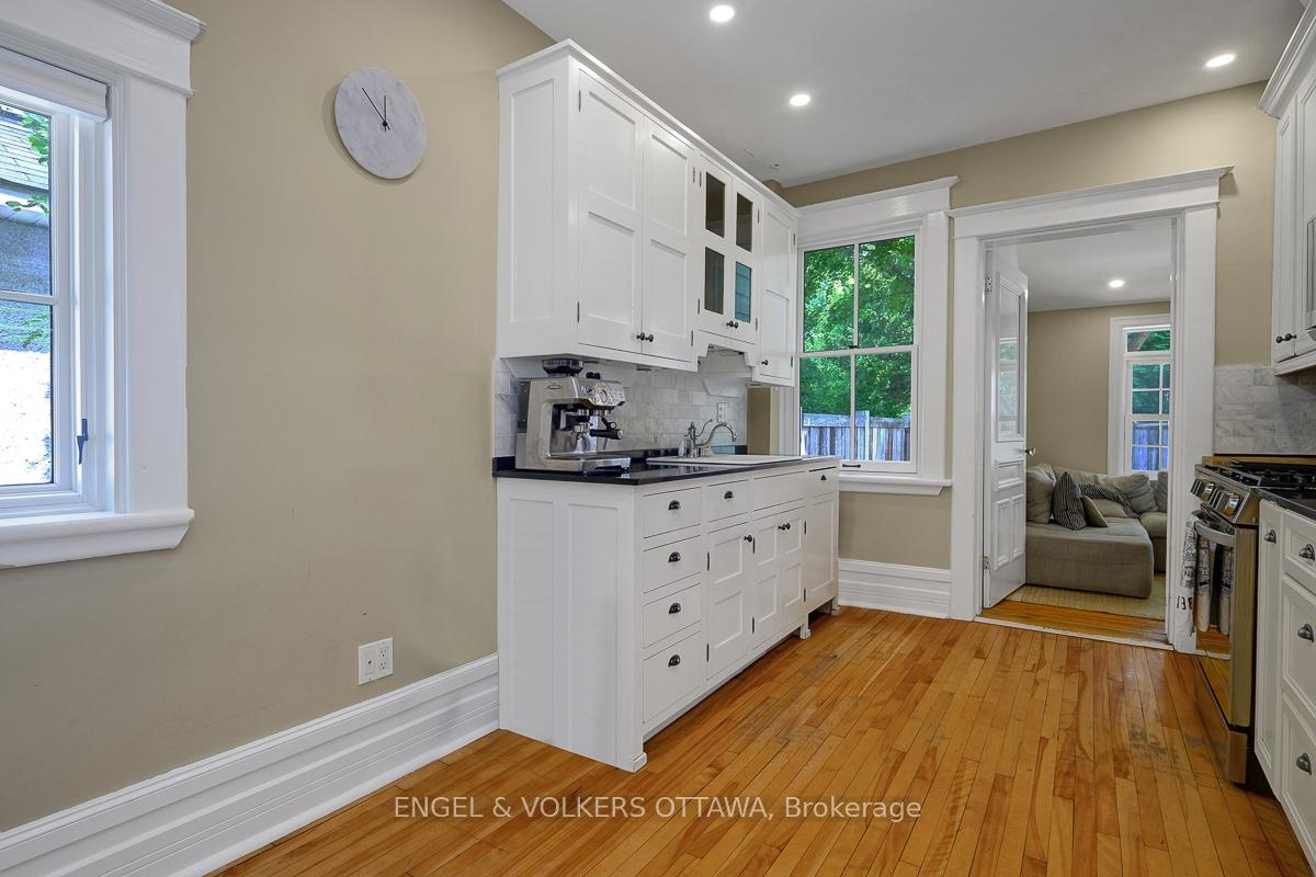 Photo 17 of 461 Golden Avenue, Ottawa, McKellar/Highland — HOMEH