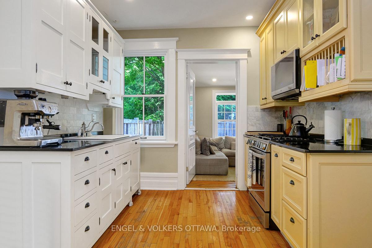 Photo 16 of 461 Golden Avenue, Ottawa, McKellar/Highland — HOMEH