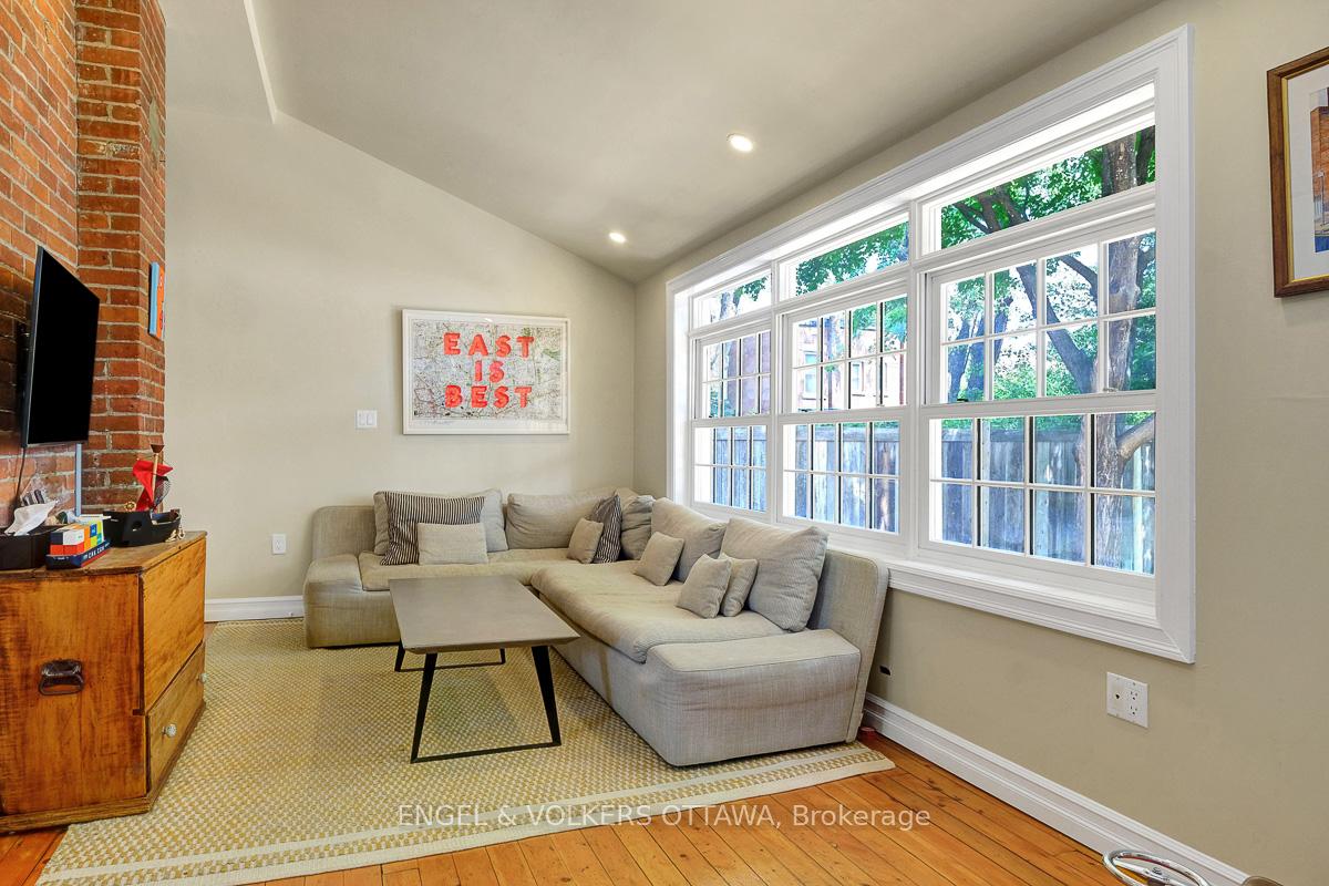 Photo 20 of 461 Golden Avenue, Ottawa, McKellar/Highland — HOMEH