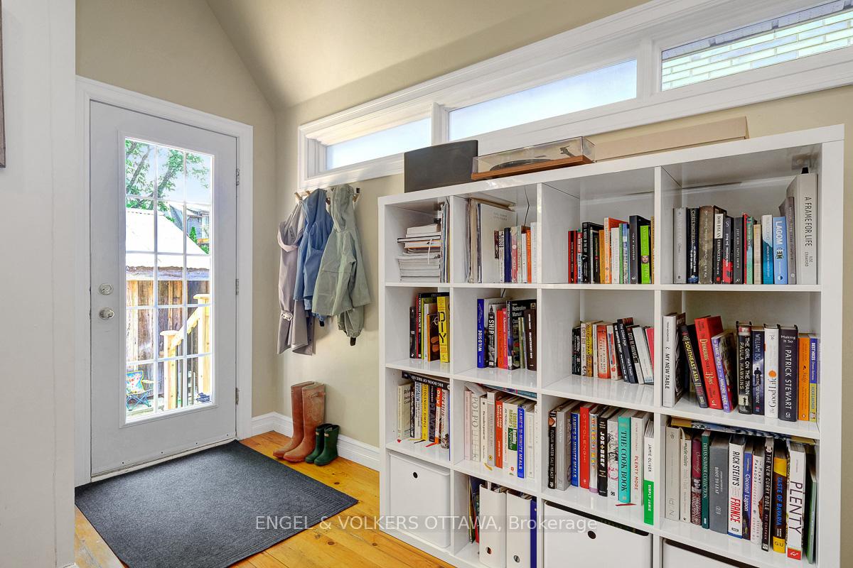 Photo 24 of 461 Golden Avenue, Ottawa, McKellar/Highland — HOMEH