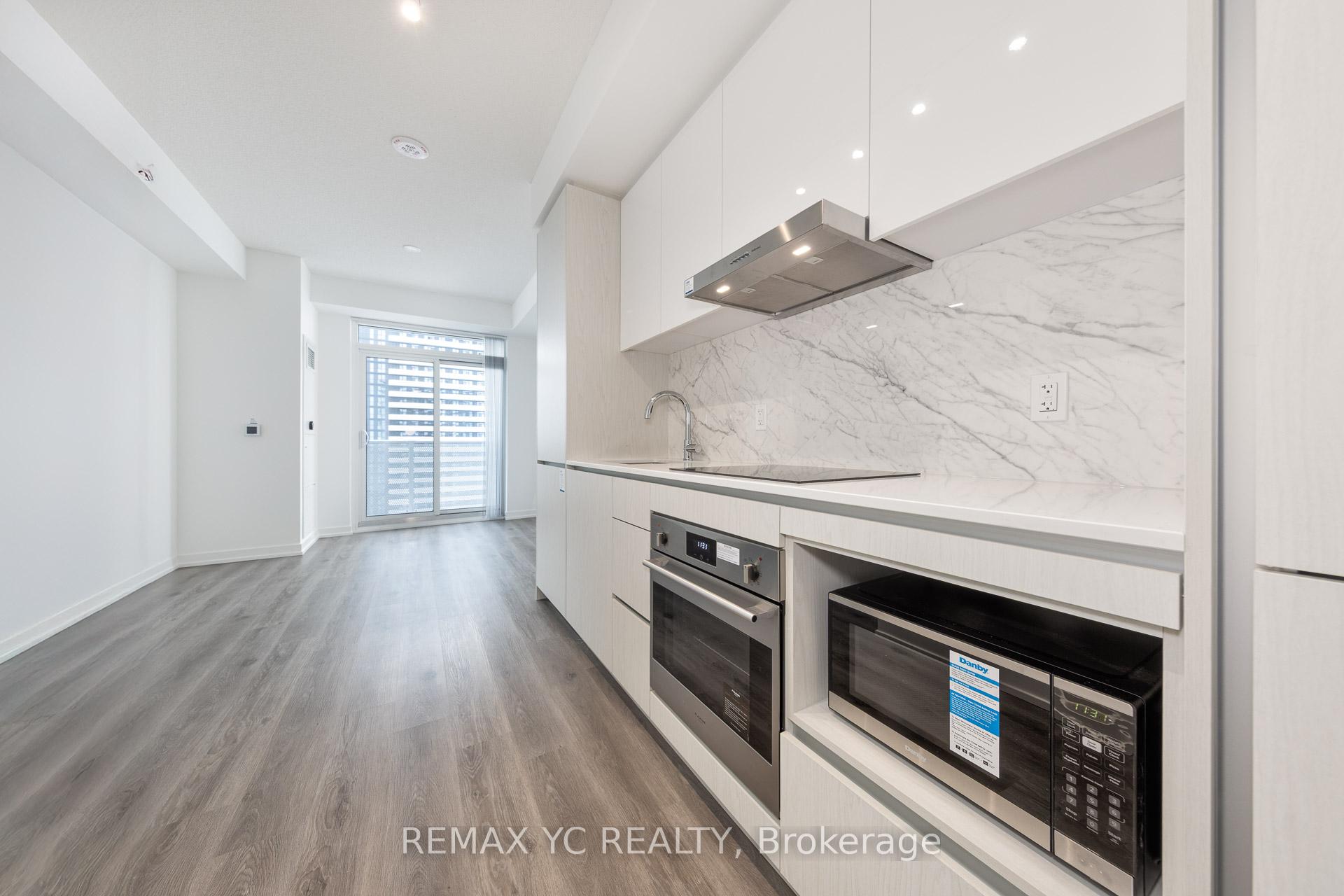 Photo 7 of Unit 3915, 28 Interchange Way, Vaughan, Vaughan Corporate Centre — HOMEH