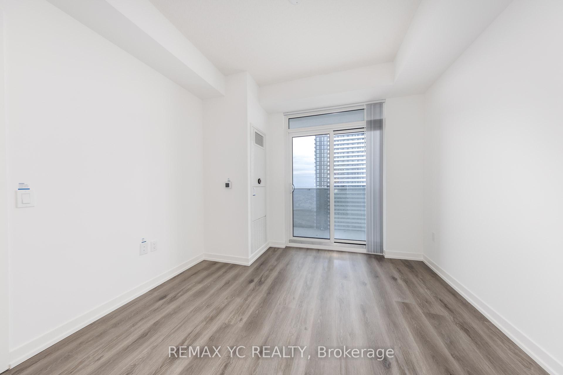 Photo 10 of Unit 3915, 28 Interchange Way, Vaughan, Vaughan Corporate Centre — HOMEH