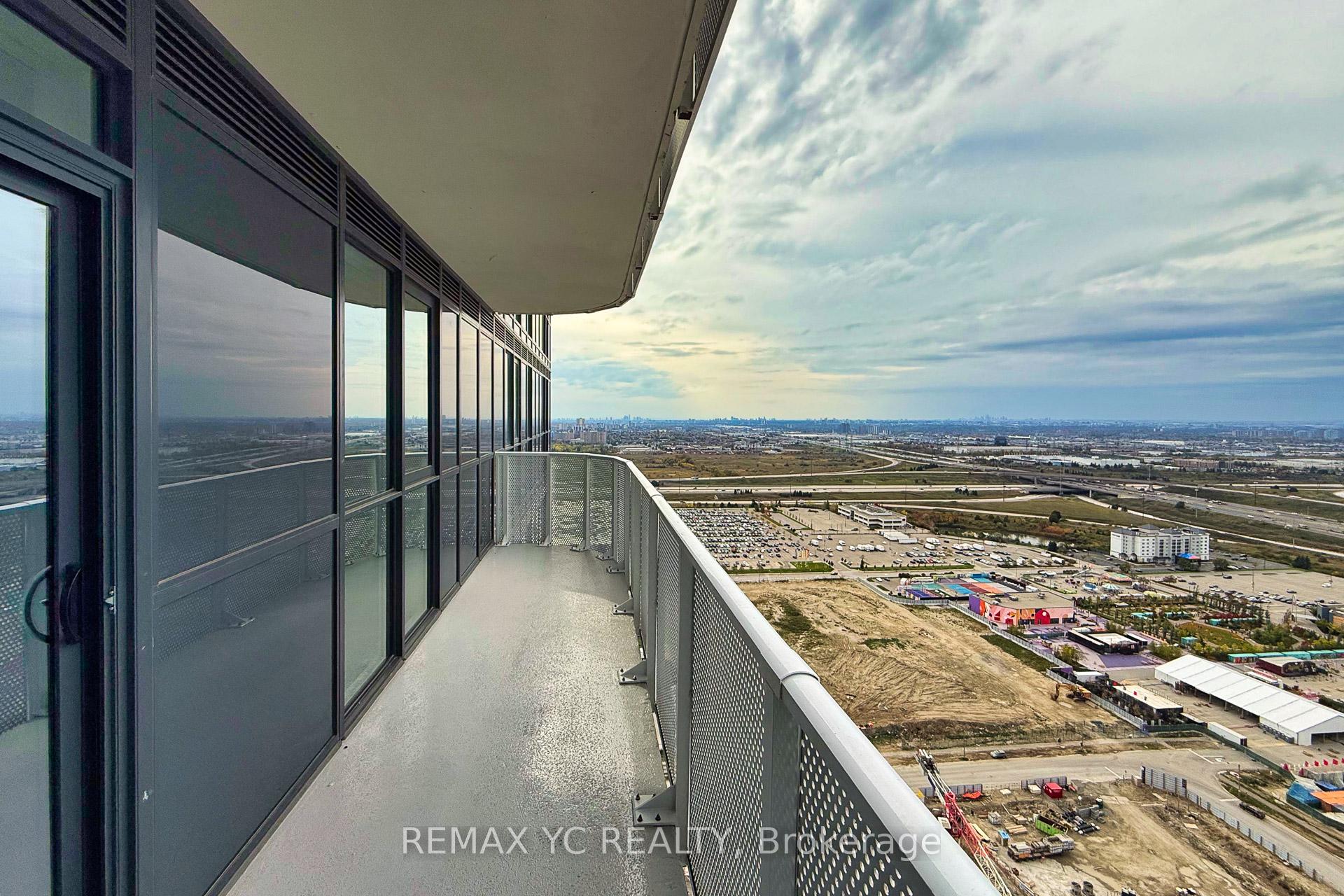Photo 18 of Unit 3915, 28 Interchange Way, Vaughan, Vaughan Corporate Centre — HOMEH