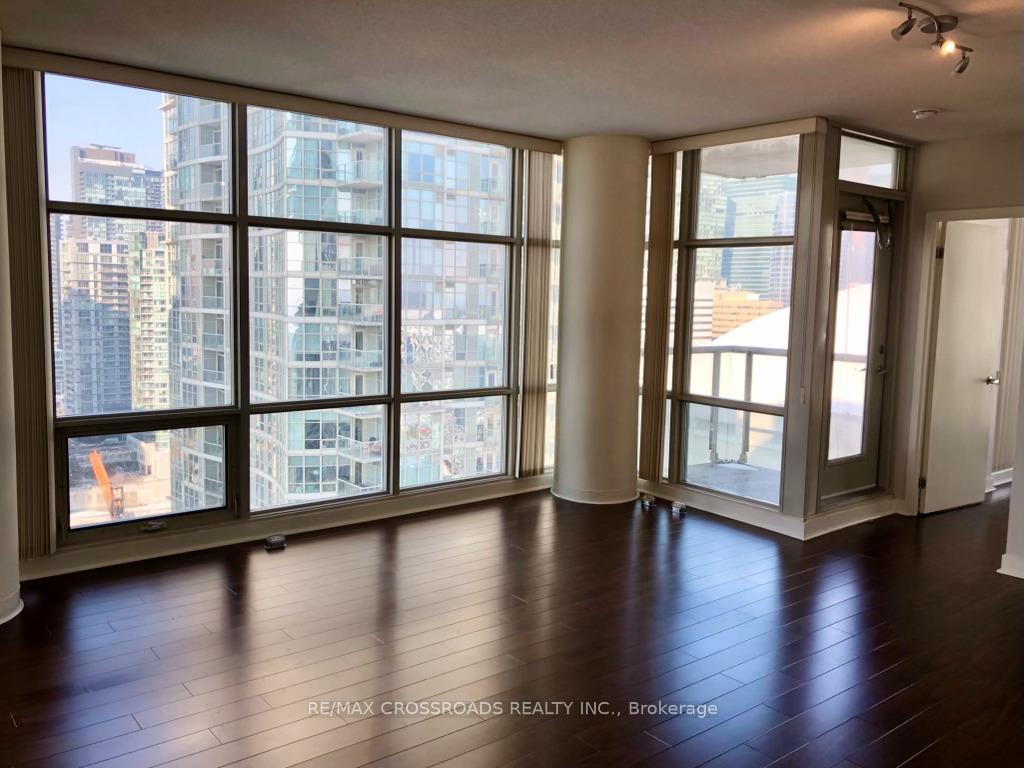 Photo 4 of Unit 2806, 35 Mariner Terrace, Toronto, Waterfront Communities — HOMEH