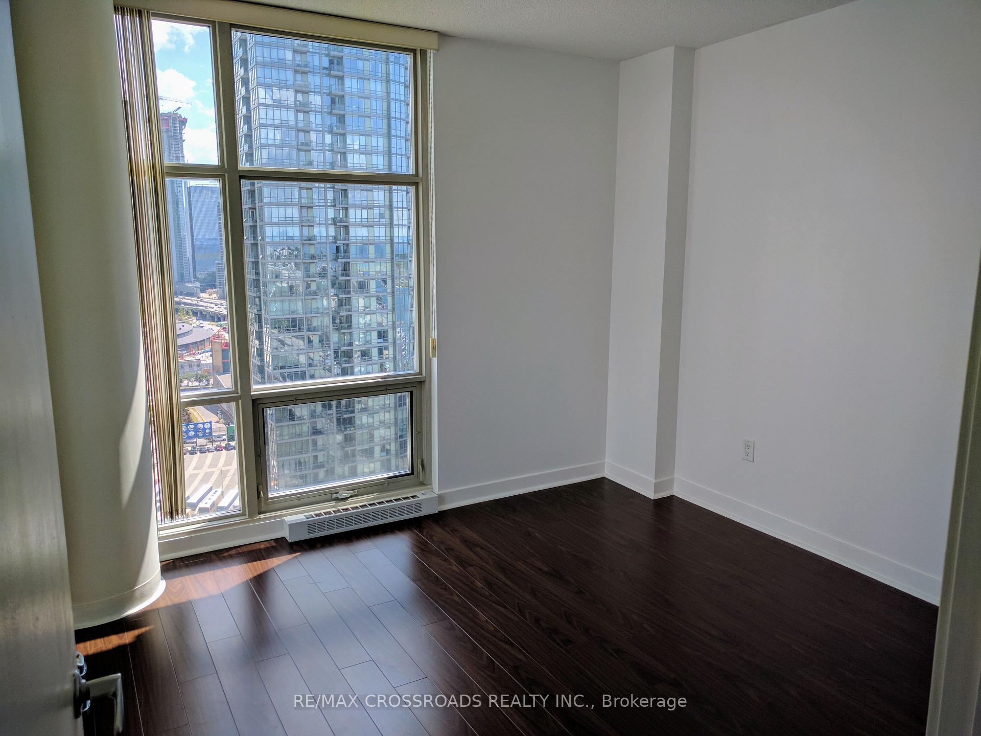 Photo 5 of Unit 2806, 35 Mariner Terrace, Toronto, Waterfront Communities — HOMEH