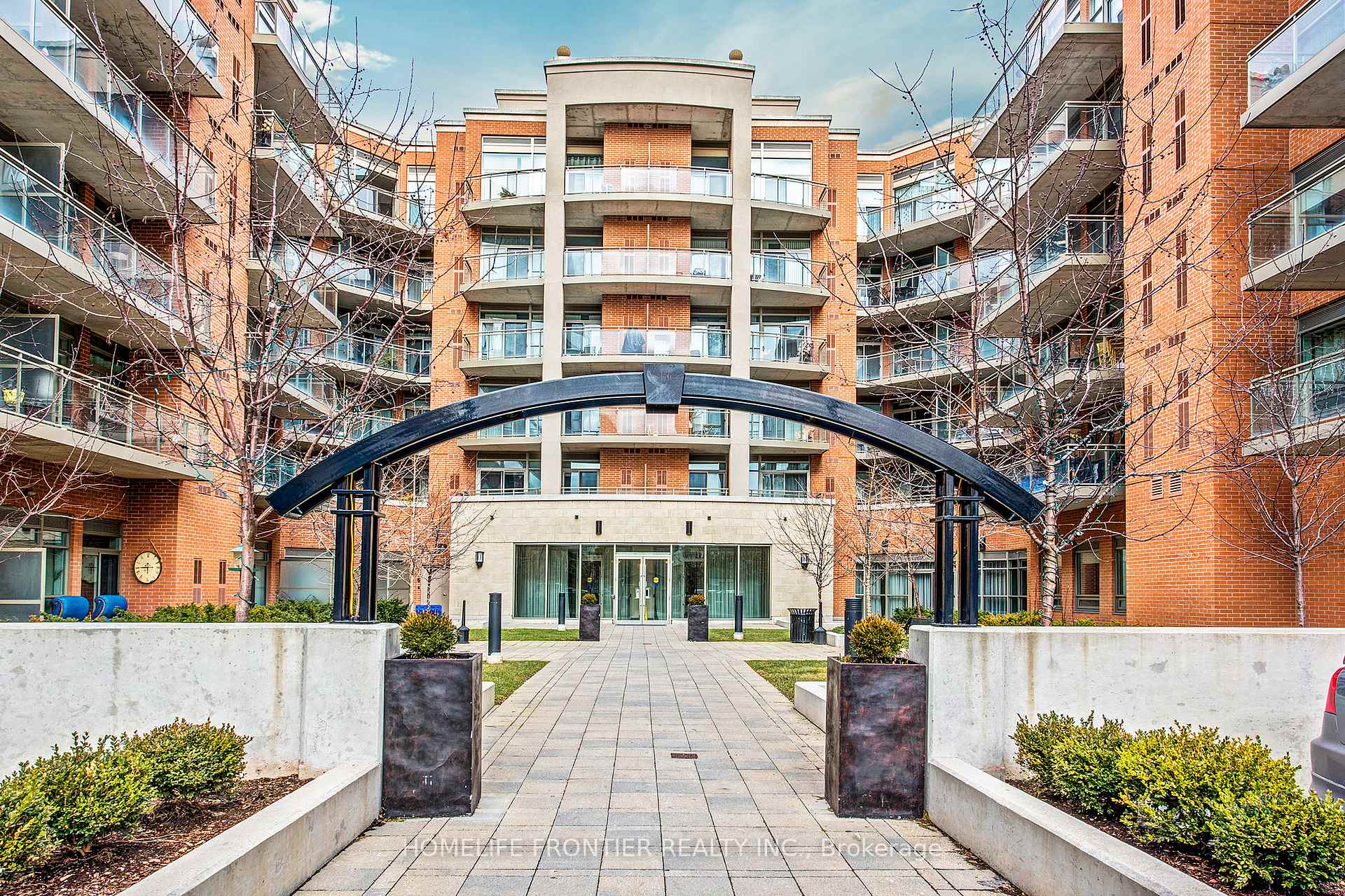 Photo 2 of Unit PH607, 281 Woodbridge Avenue, Vaughan, West Woodbridge — HOMEH