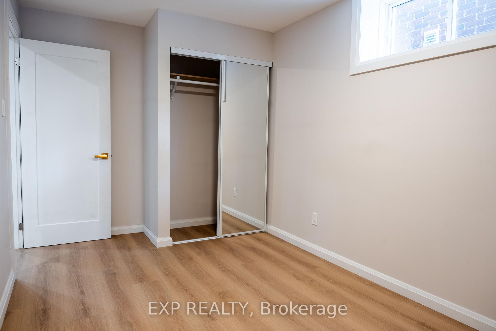 Photo 4 of 160 Bishop Drive, Barrie, Ardagh — HOMEH