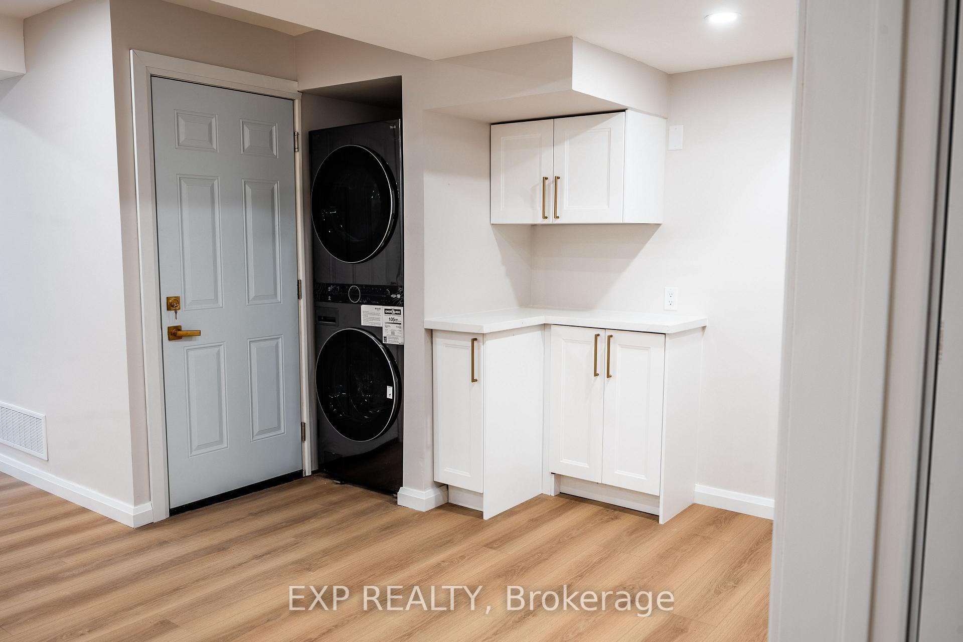 Photo 14 of 160 Bishop Drive, Barrie, Ardagh — HOMEH