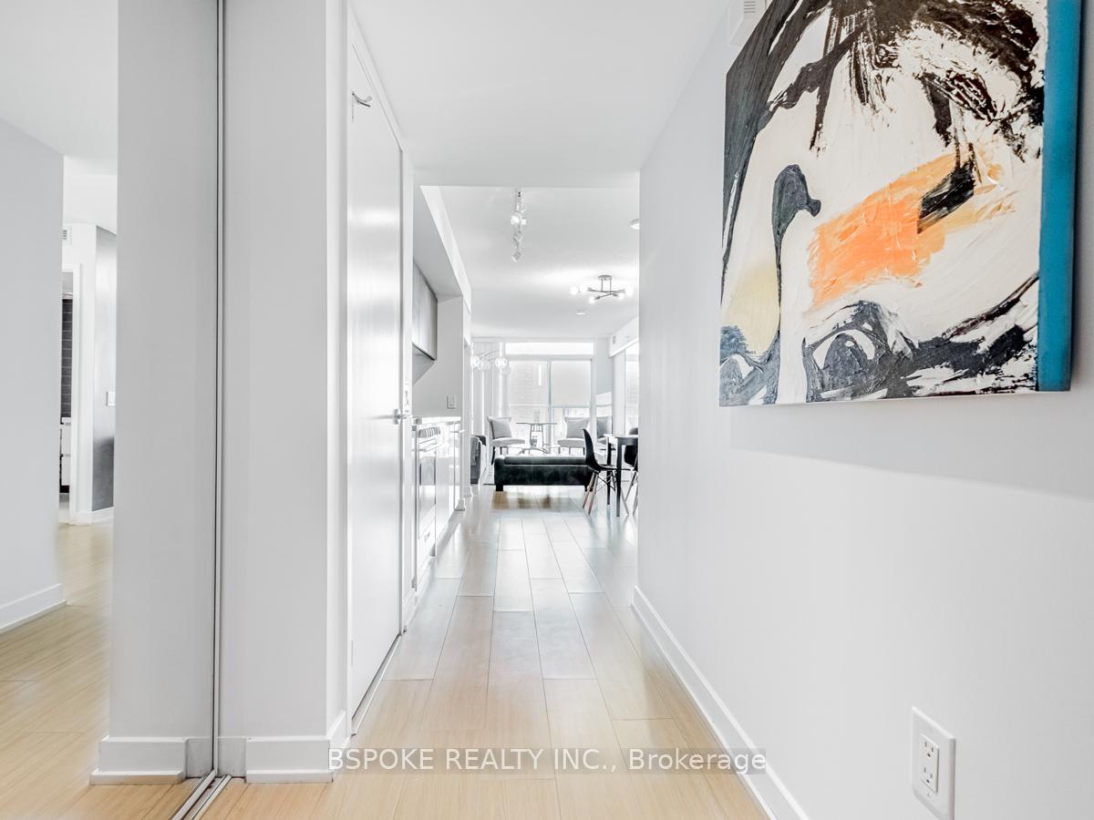 Photo 11 of Unit 3303, 75 Queens Wharf Road, Toronto, Waterfront Communities — HOMEH