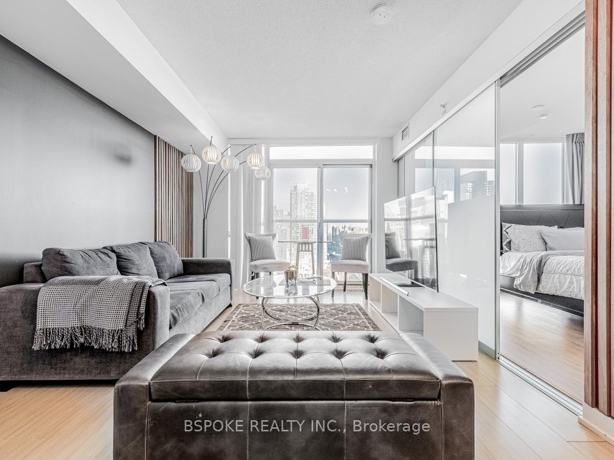 Photo 17 of Unit 3303, 75 Queens Wharf Road, Toronto, Waterfront Communities — HOMEH