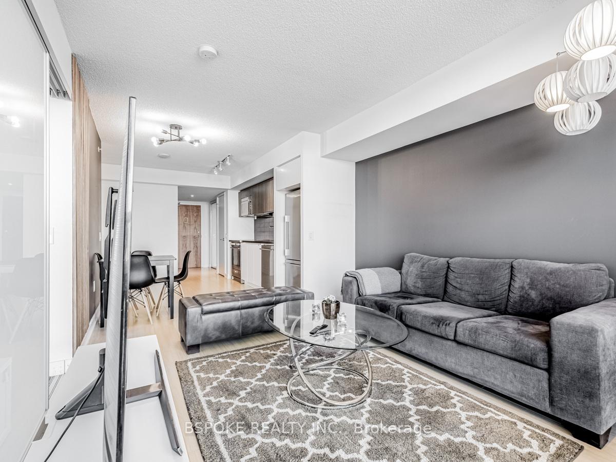 Photo 13 of Unit 3303, 75 Queens Wharf Road, Toronto, Waterfront Communities — HOMEH