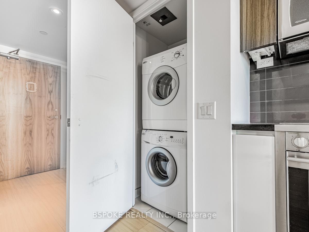 Photo 19 of Unit 3303, 75 Queens Wharf Road, Toronto, Waterfront Communities — HOMEH