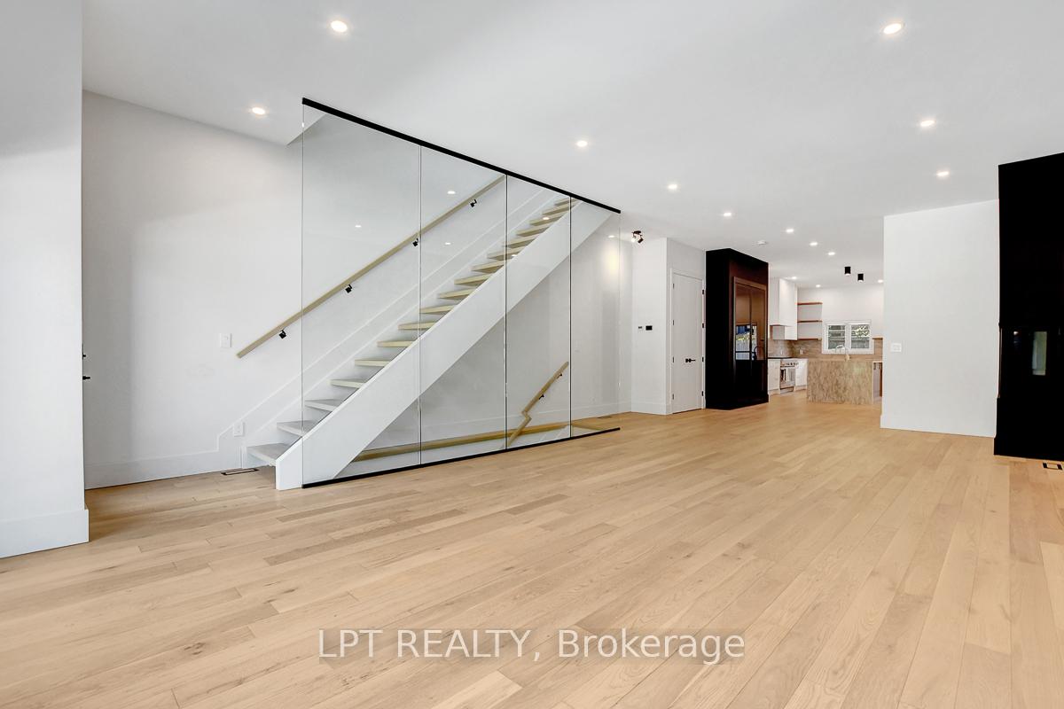 Photo 2 of 111 Greenfield Avenue, Ottawa, Ottawa East — HOMEH