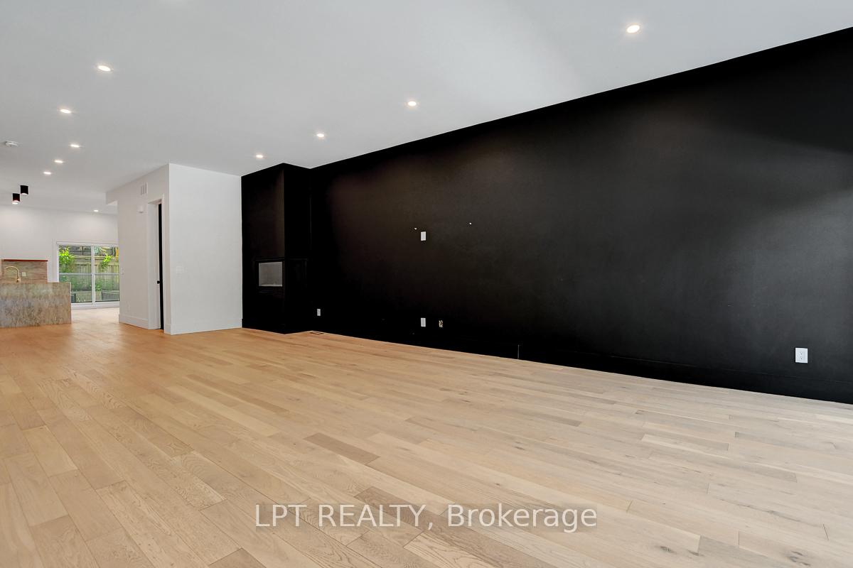 Photo 3 of 111 Greenfield Avenue, Ottawa, Ottawa East — HOMEH