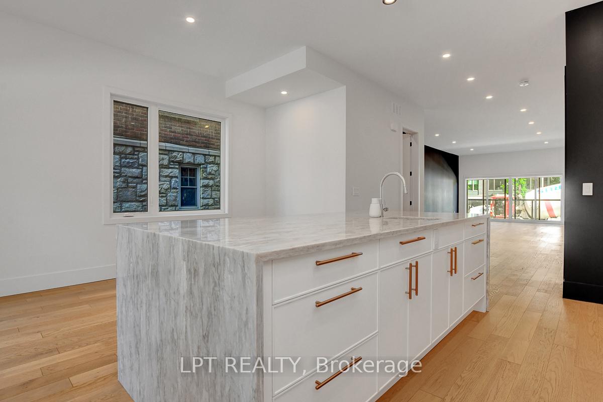 Photo 16 of 111 Greenfield Avenue, Ottawa, Ottawa East — HOMEH