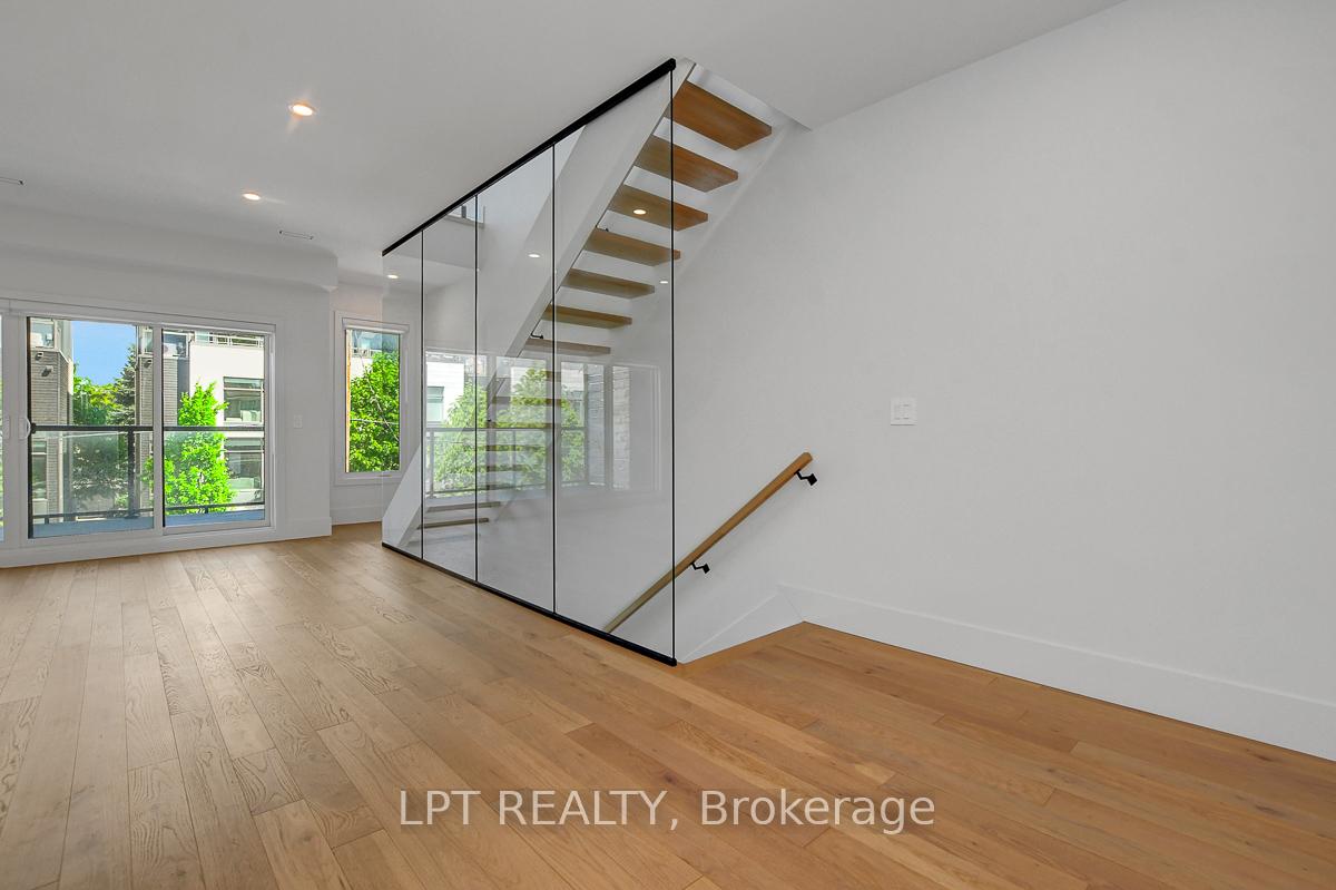 Photo 22 of 111 Greenfield Avenue, Ottawa, Ottawa East — HOMEH
