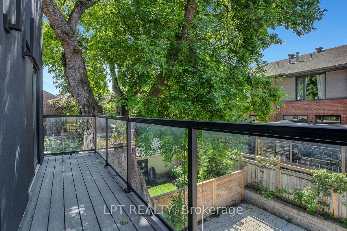 Photo 32 of 111 Greenfield Avenue, Ottawa, Ottawa East — HOMEH