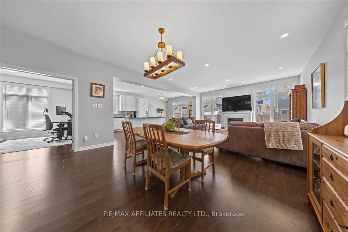 Photo 12 of 726 Bunchberry Way, Ottawa, Blossom Park/Kemp Park/Findlay Creek — HOMEH