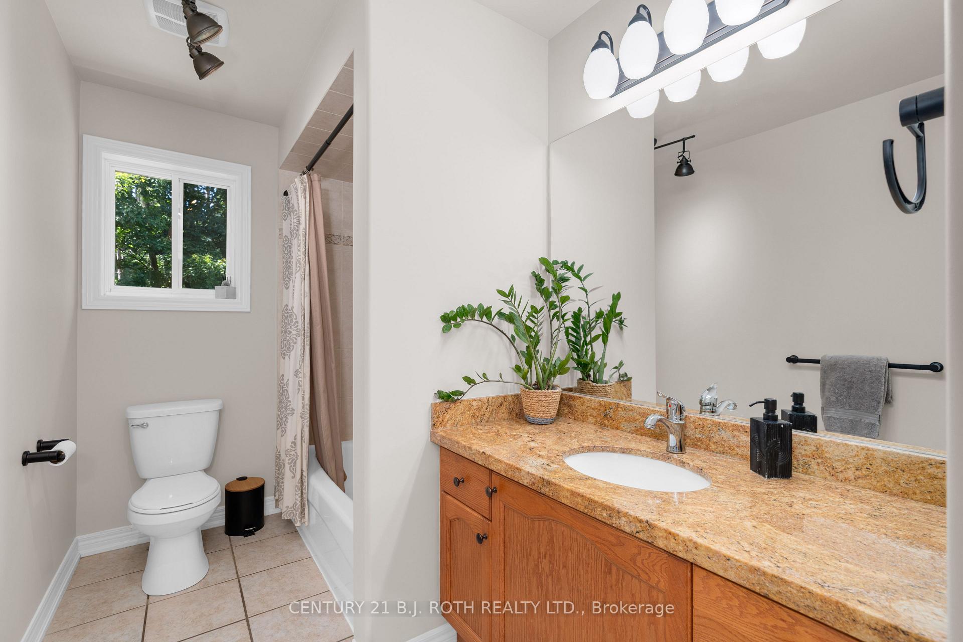 Photo 17 of 156 Cumming Drive, Barrie, Ardagh — HOMEH