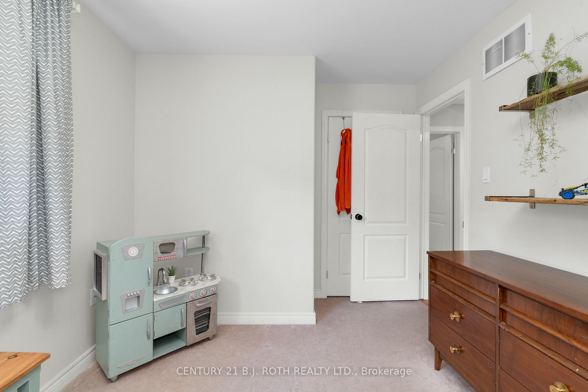 Photo 20 of 156 Cumming Drive, Barrie, Ardagh — HOMEH