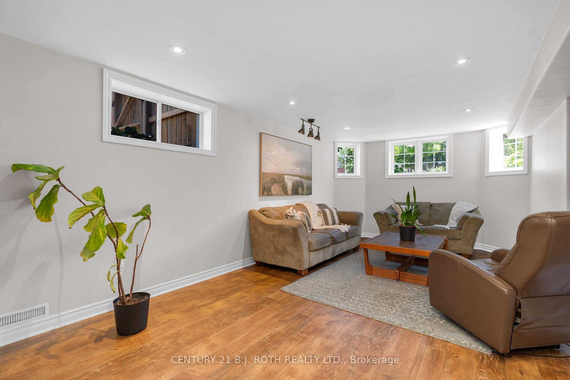 Photo 23 of 156 Cumming Drive, Barrie, Ardagh — HOMEH