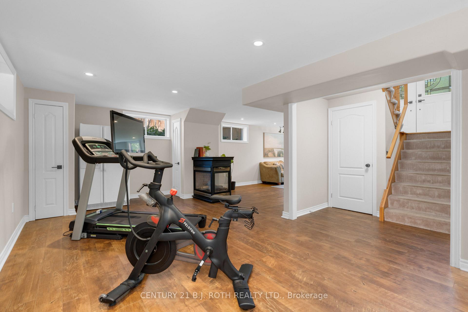 Photo 28 of 156 Cumming Drive, Barrie, Ardagh — HOMEH