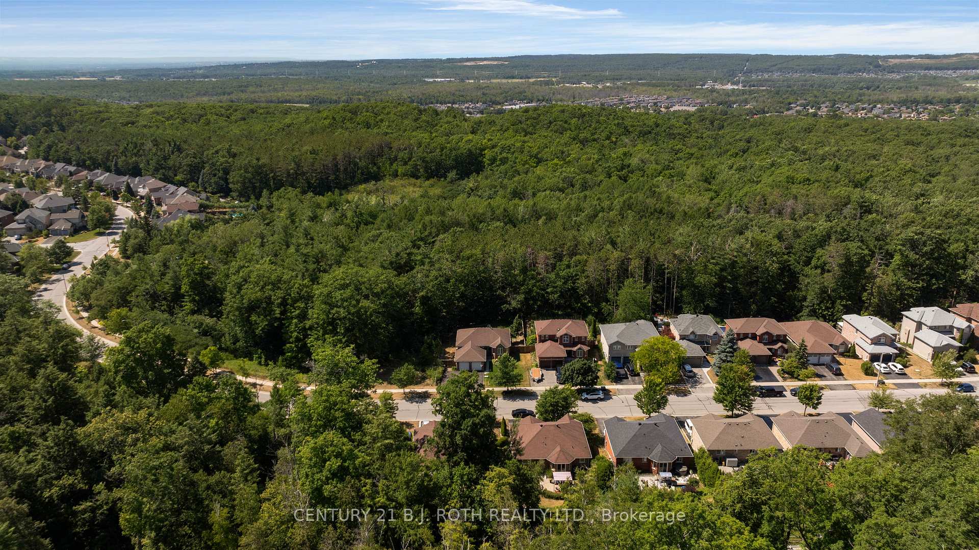Photo 47 of 156 Cumming Drive, Barrie, Ardagh — HOMEH